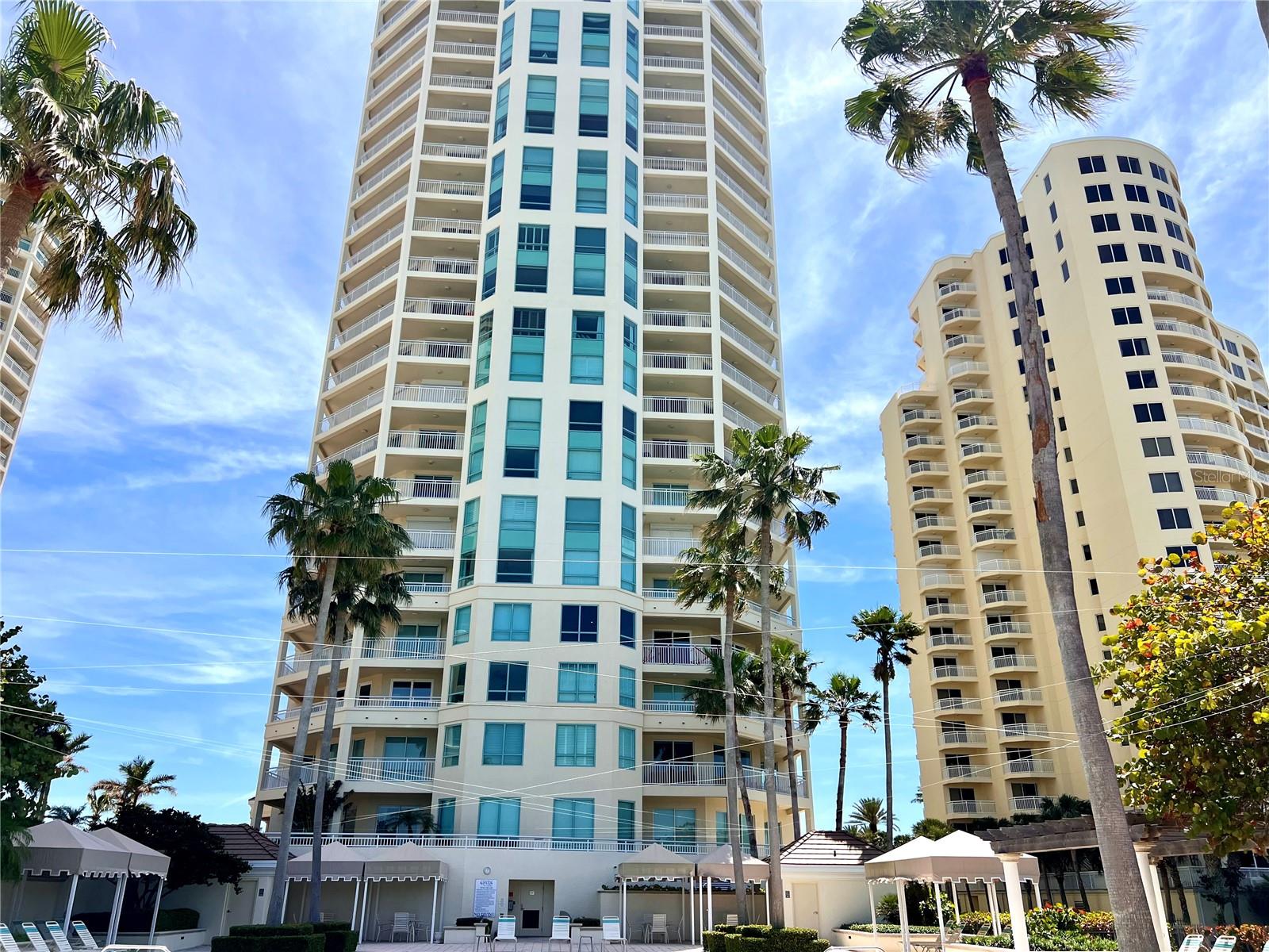 Image 5 of 88 For 1180 Gulf Boulevard 306