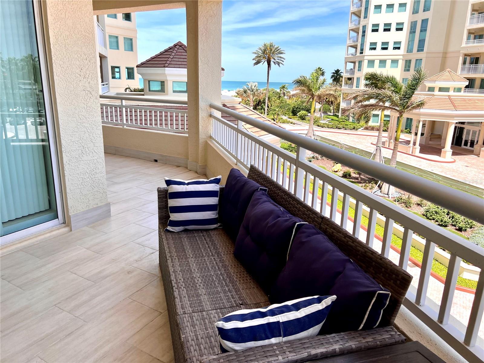 Image 50 of 88 For 1180 Gulf Boulevard 306