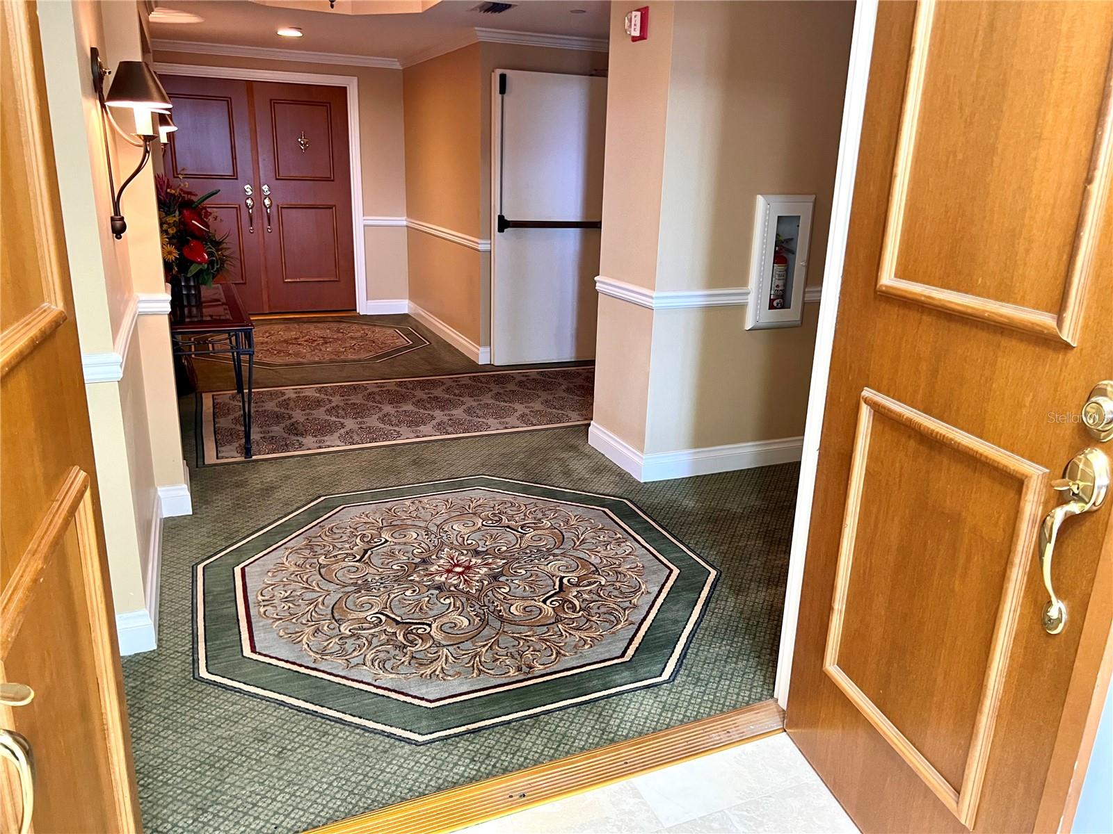 Image 62 of 88 For 1180 Gulf Boulevard 306