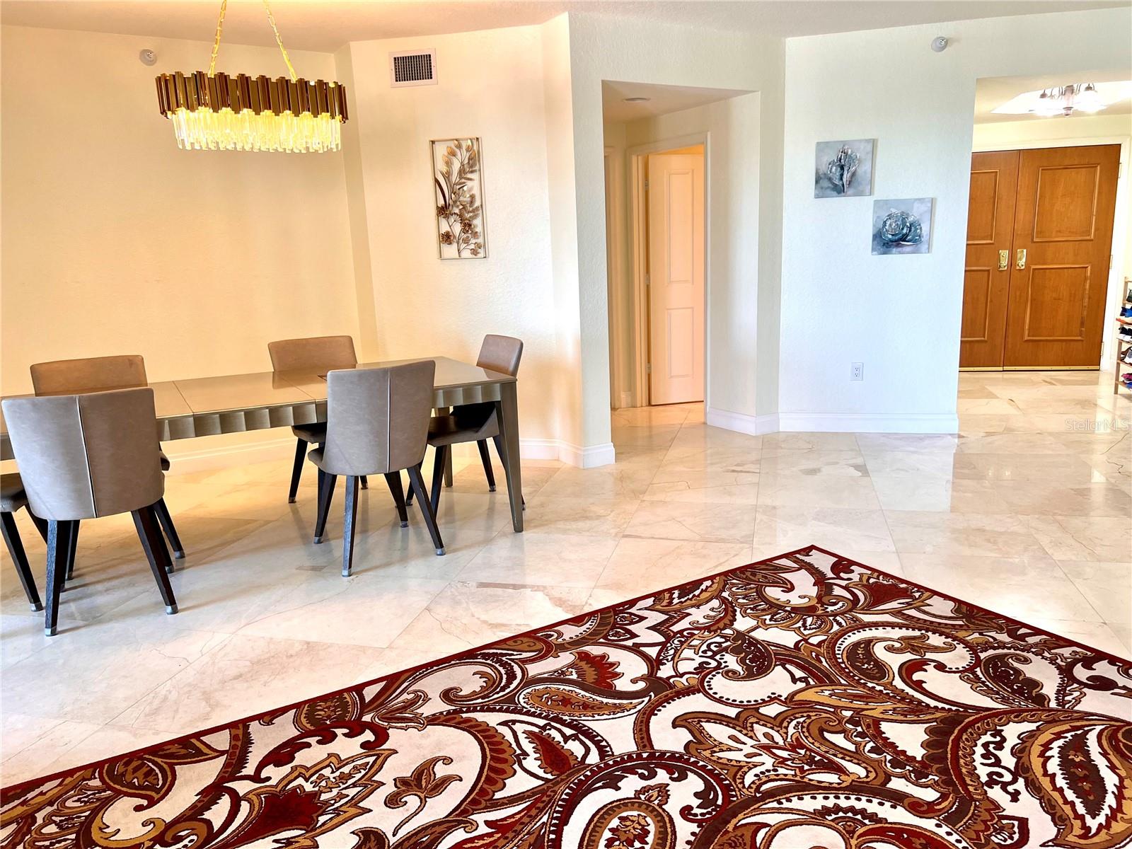 Image 67 of 88 For 1180 Gulf Boulevard 306