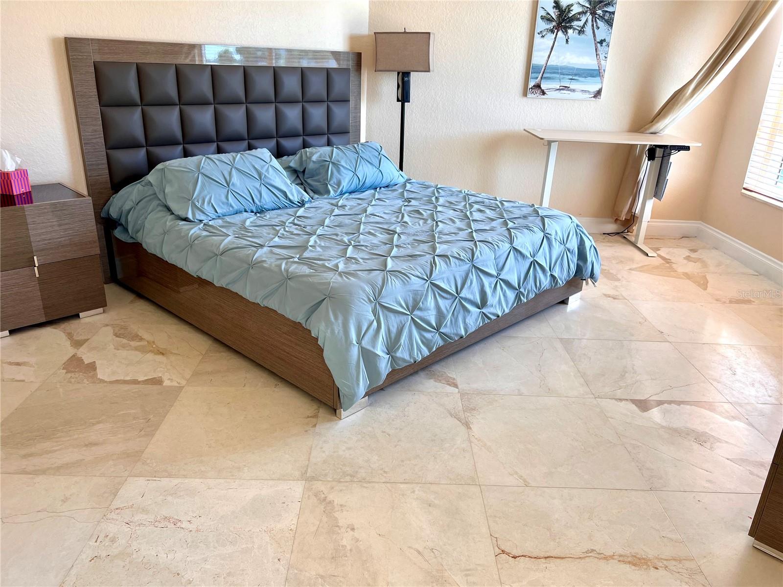 Image 69 of 88 For 1180 Gulf Boulevard 306