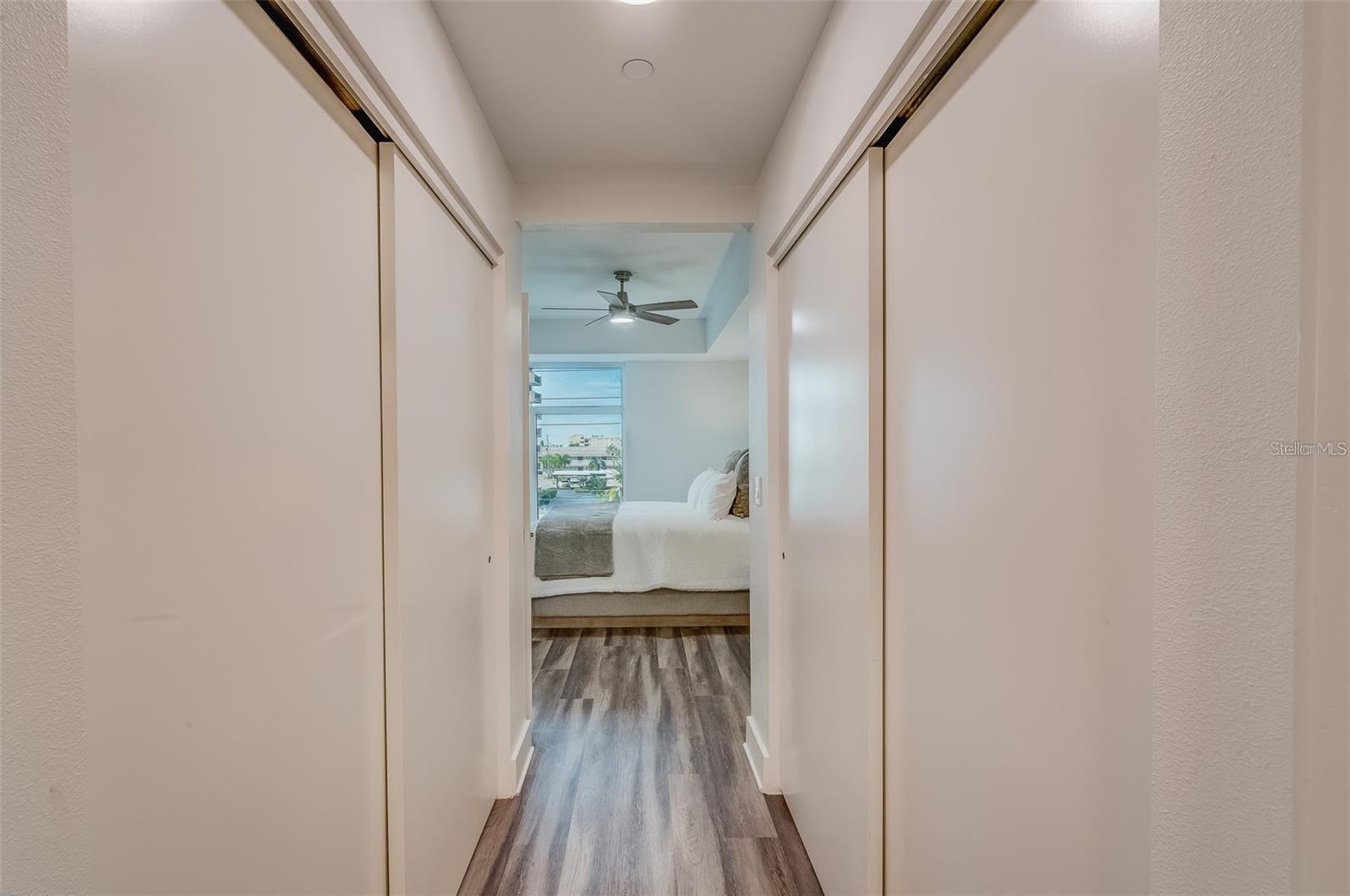 Image 18 of 48 For 415 Island Way  311