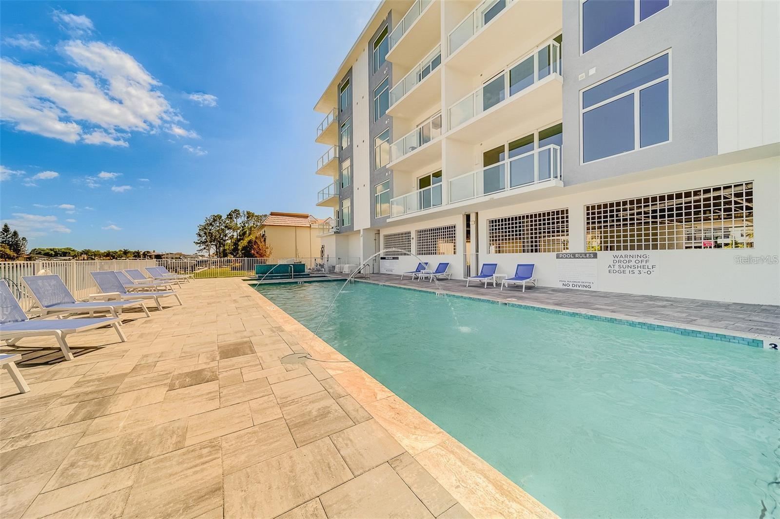 Image 38 of 48 For 415 Island Way  311