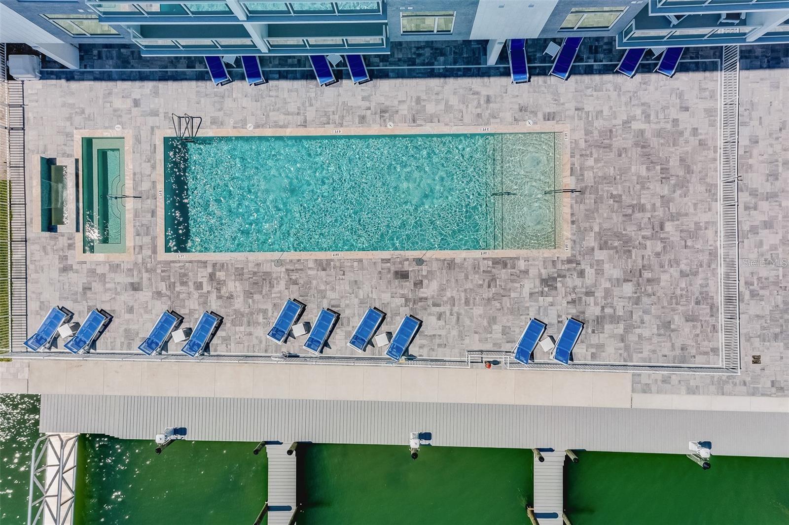 Image 41 of 48 For 415 Island Way  311