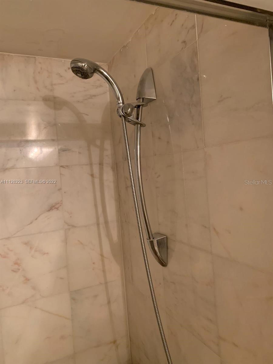 Image 9 of 43 For 8877 Collins Avenue 506