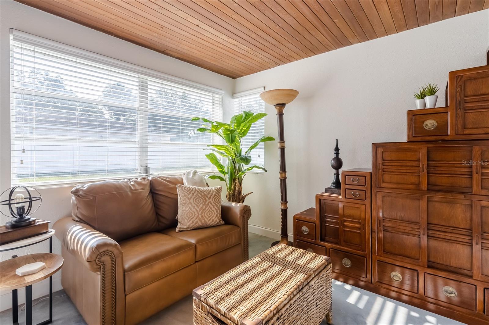 Image 19 of 35 For 1712 Clark Avenue