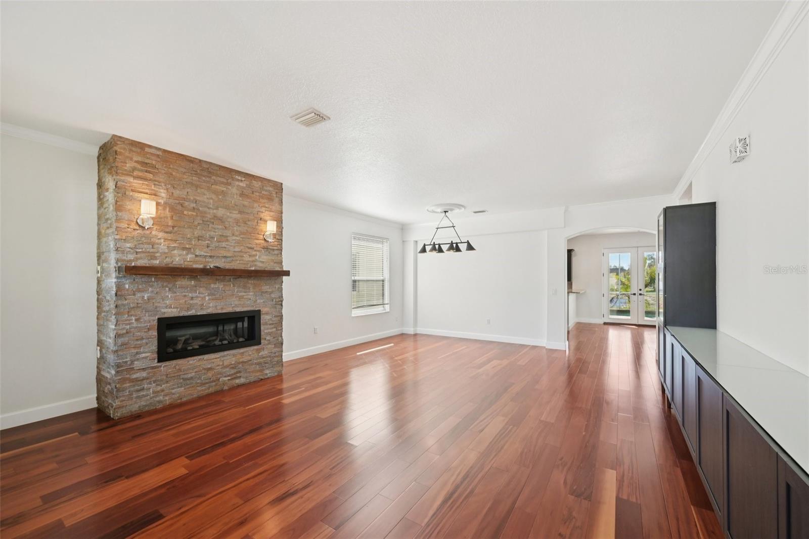 Image 4 of 38 For 6507 Rock Bridge Lane