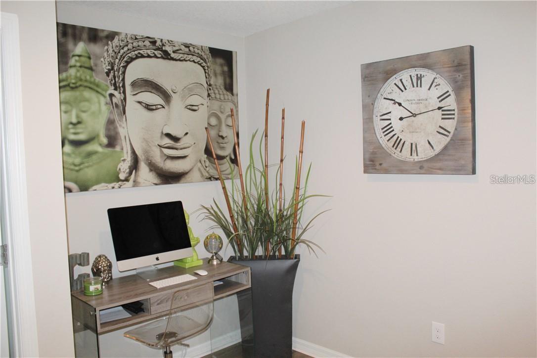 Image 14 of 32 For 6984 Holly Heath Drive