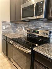 Image 8 of 32 For 6984 Holly Heath Drive