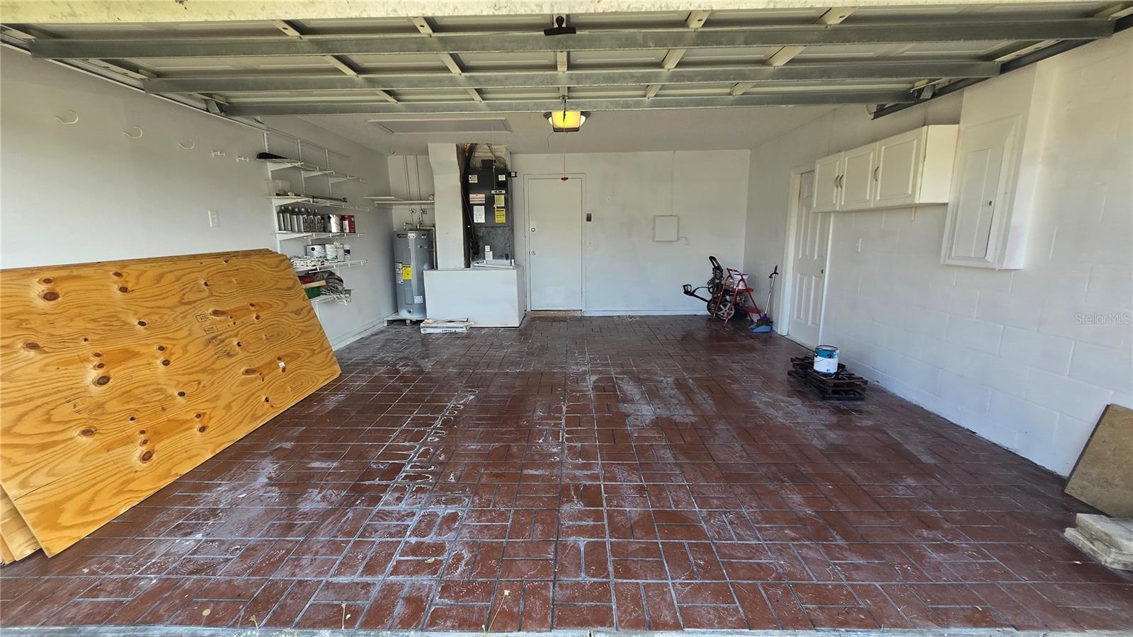 Image 28 of 32 For 1506 Silktree Court