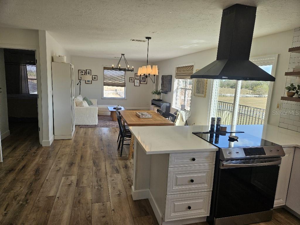 Image 10 of 31 For 6030 225th Street E