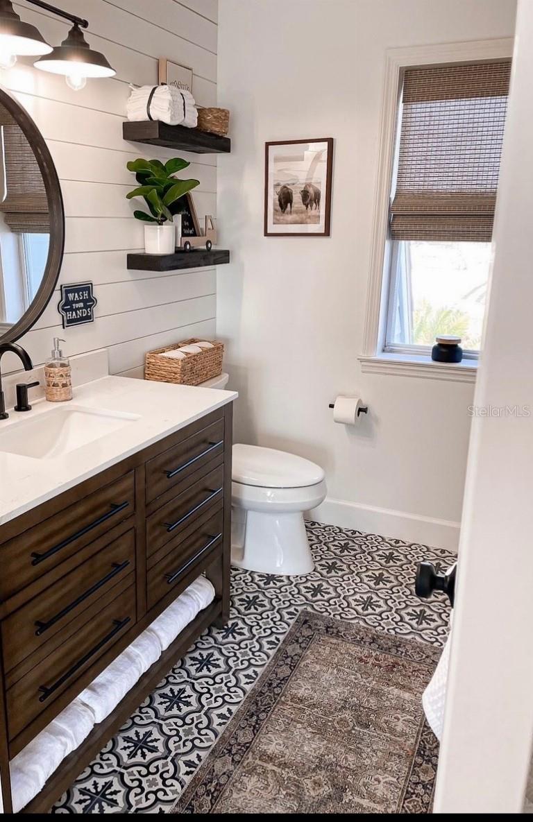 Image 11 of 31 For 6030 225th Street E