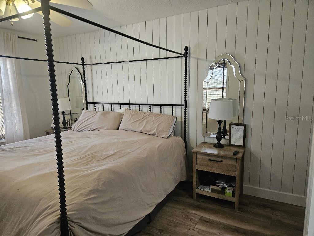 Image 17 of 31 For 6030 225th Street E