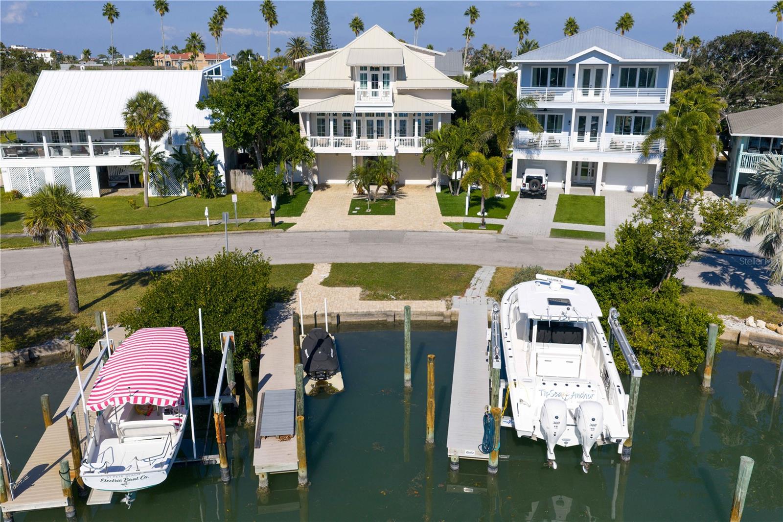 Image 32 of 37 For 3333 Maritana Drive