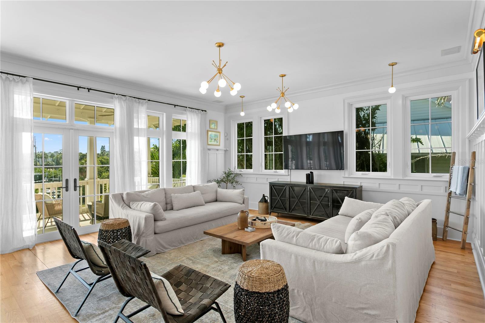 Image 5 of 37 For 3333 Maritana Drive