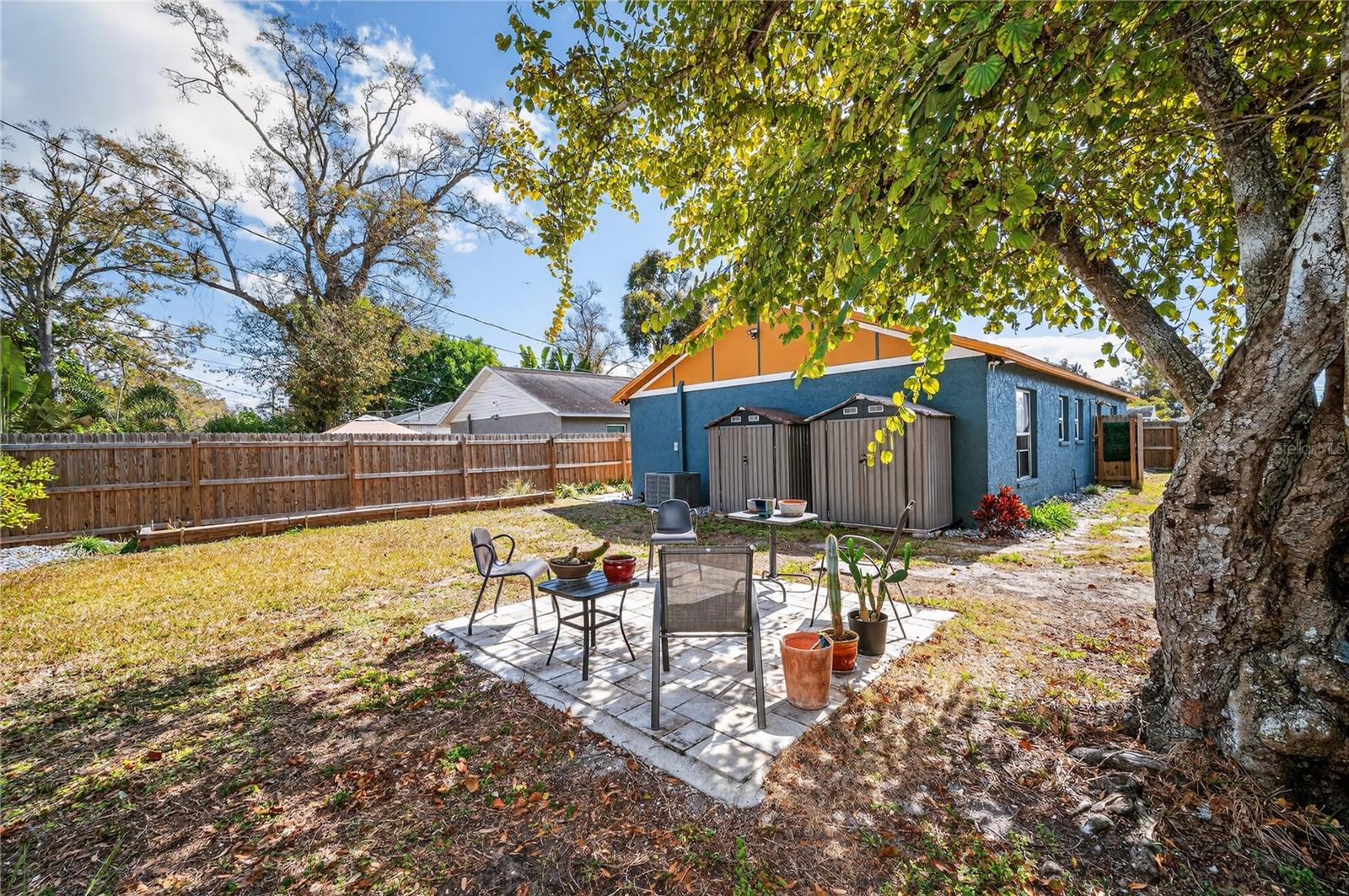 Image 19 of 23 For 4575 20th Avenue S