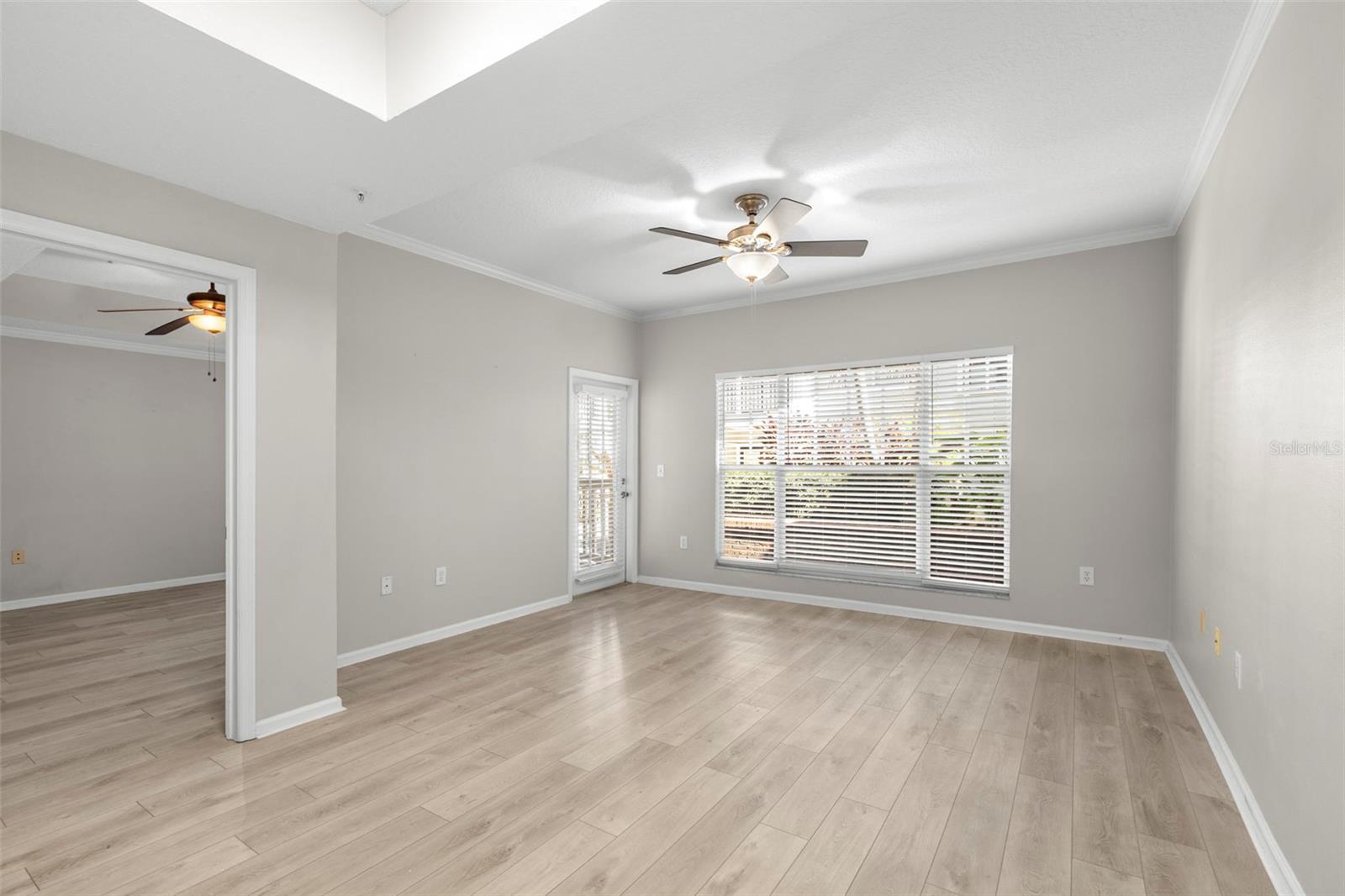 Image 10 of 35 For 800 Dakota Avenue 214