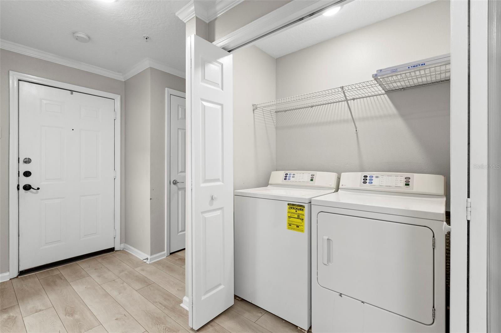 Image 14 of 35 For 800 Dakota Avenue 214