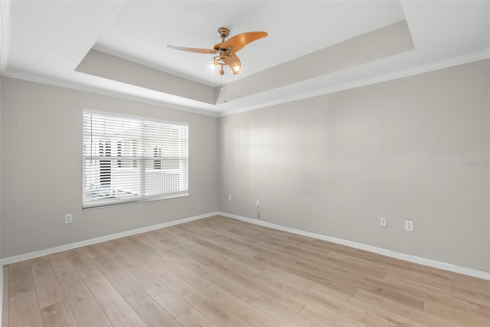 Image 19 of 35 For 800 Dakota Avenue 214