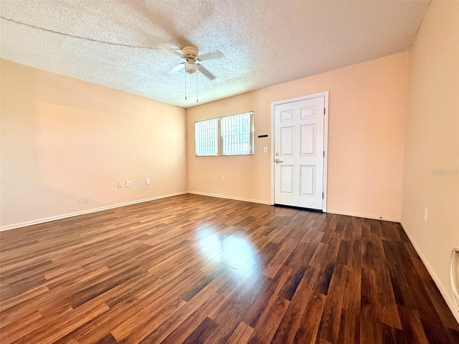 Image 3 of 12 For 870 Virginia Street 314