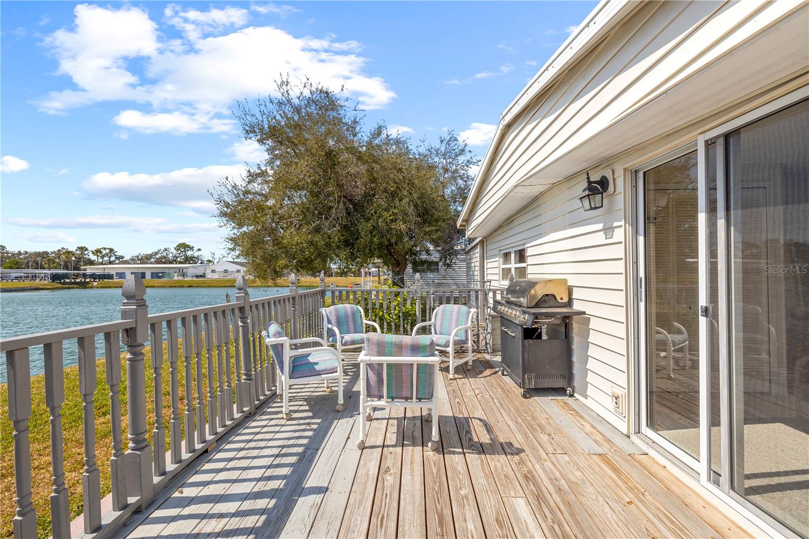 Image 17 of 56 For 204 51st Avenue E