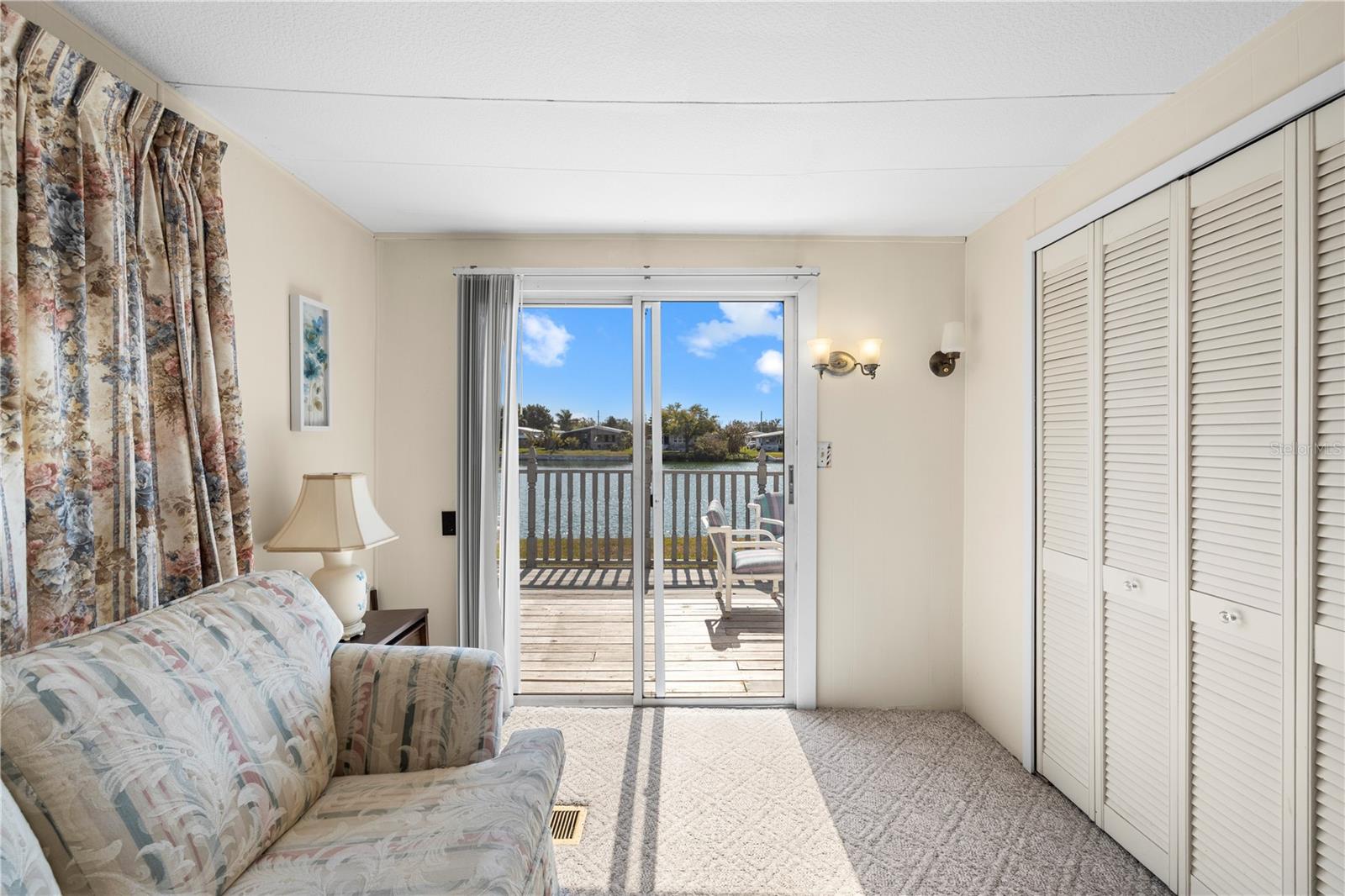 Image 27 of 56 For 204 51st Avenue E