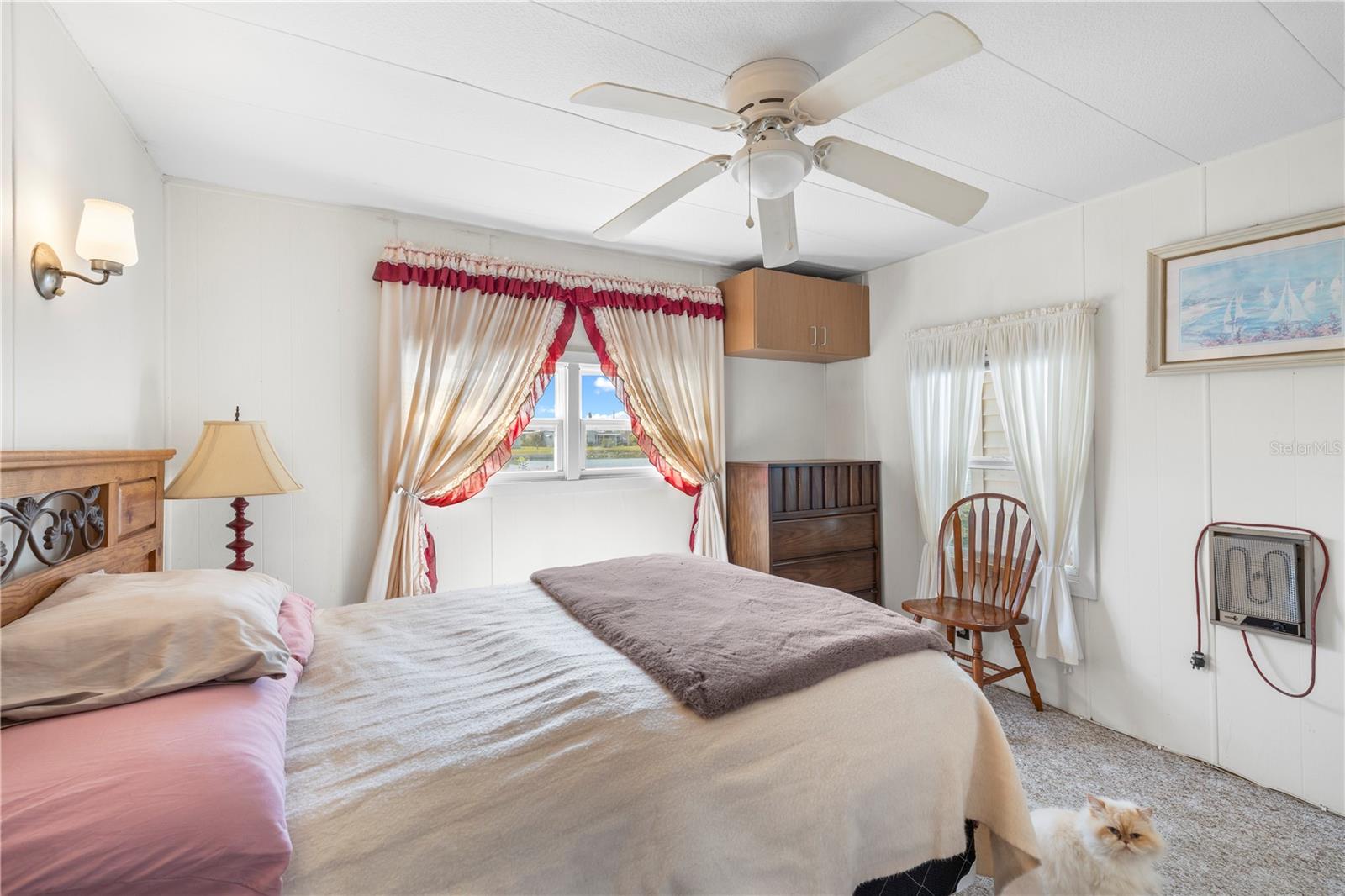 Image 30 of 56 For 204 51st Avenue E