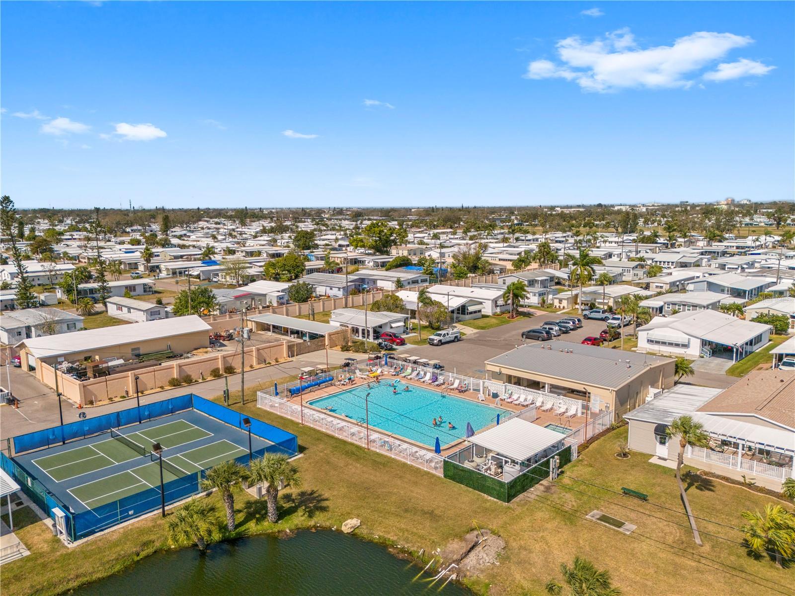 Image 43 of 56 For 204 51st Avenue E