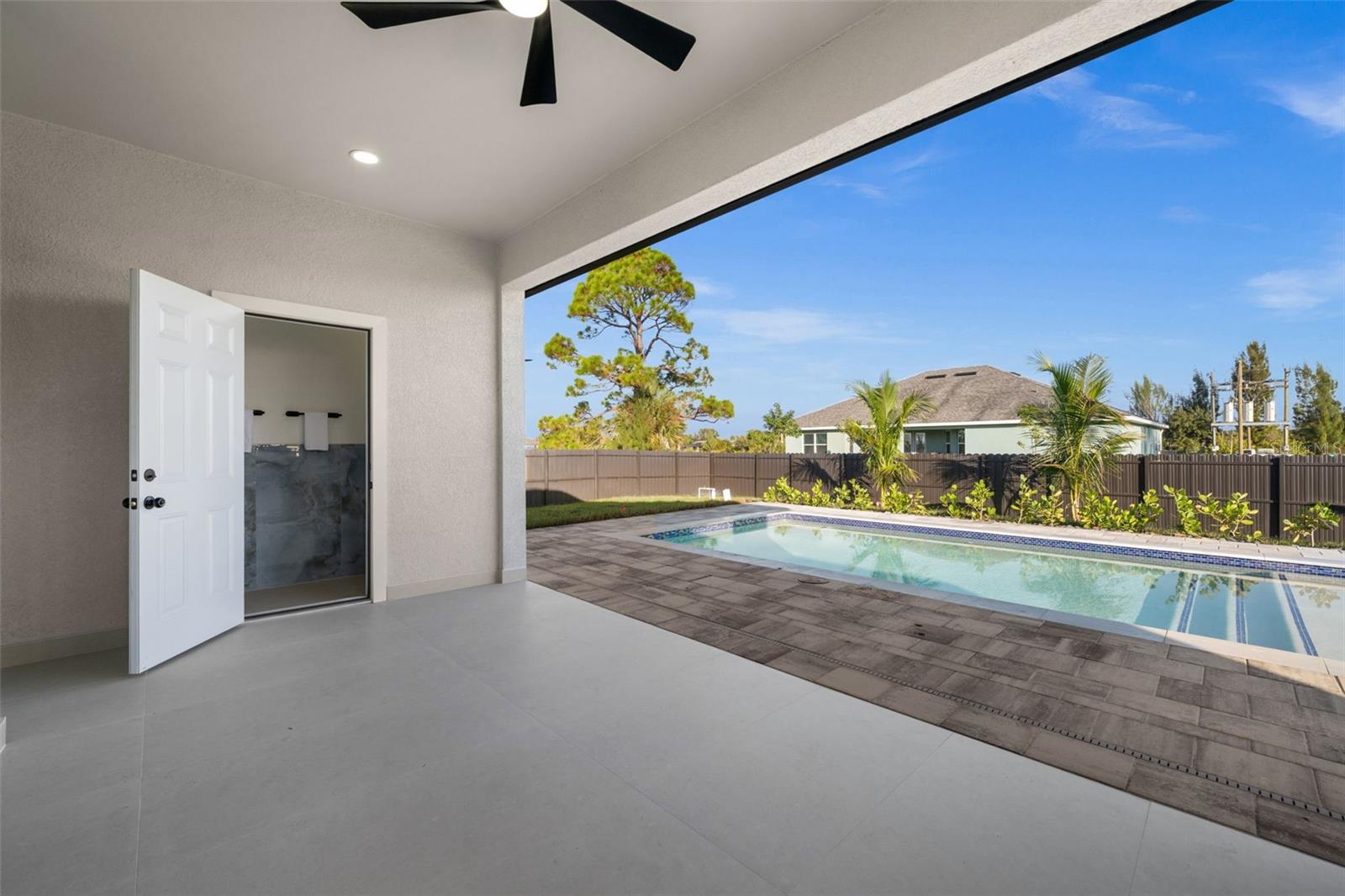 Listing photo id 30 for 2827 13th Street