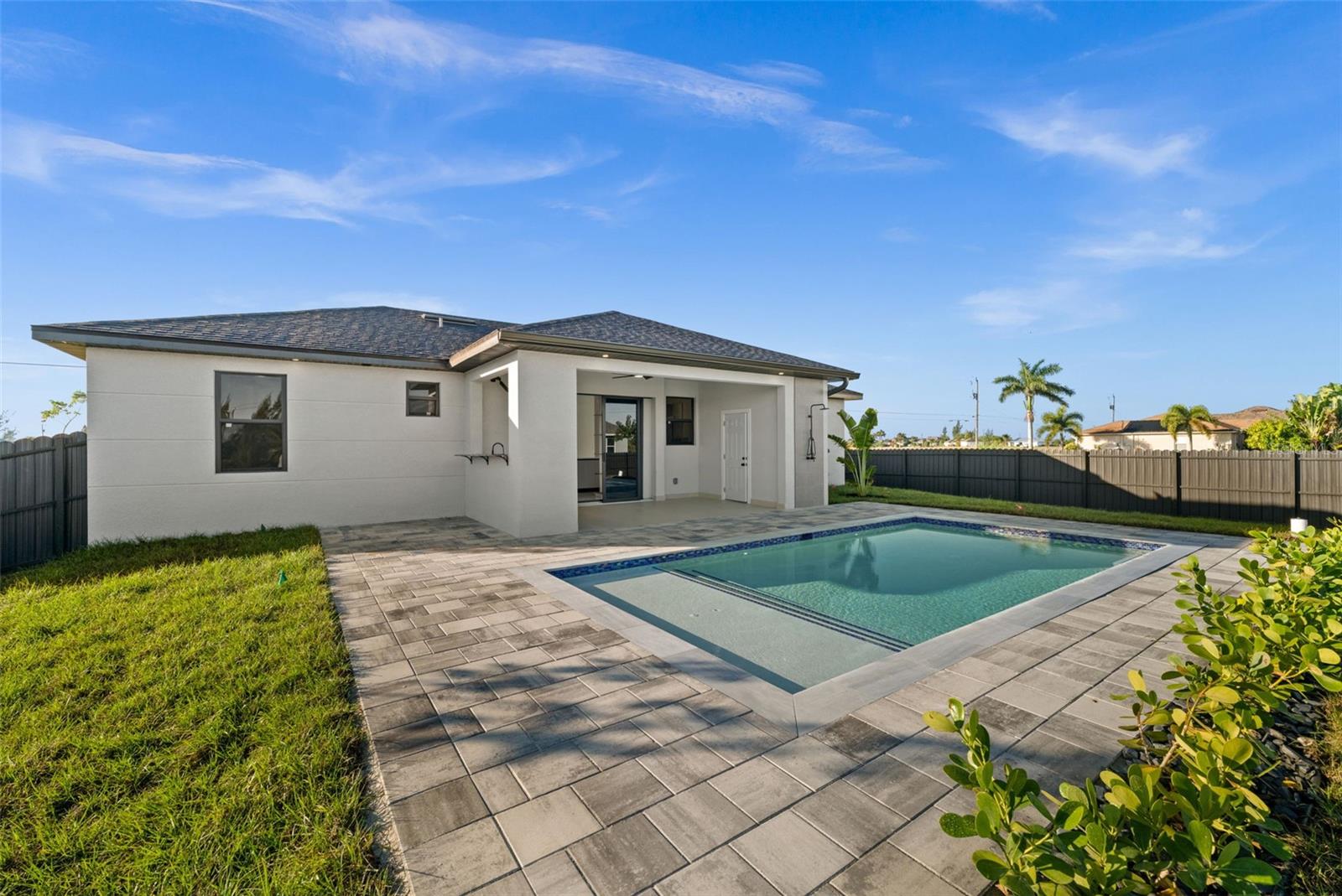 Listing photo id 36 for 2827 13th Street