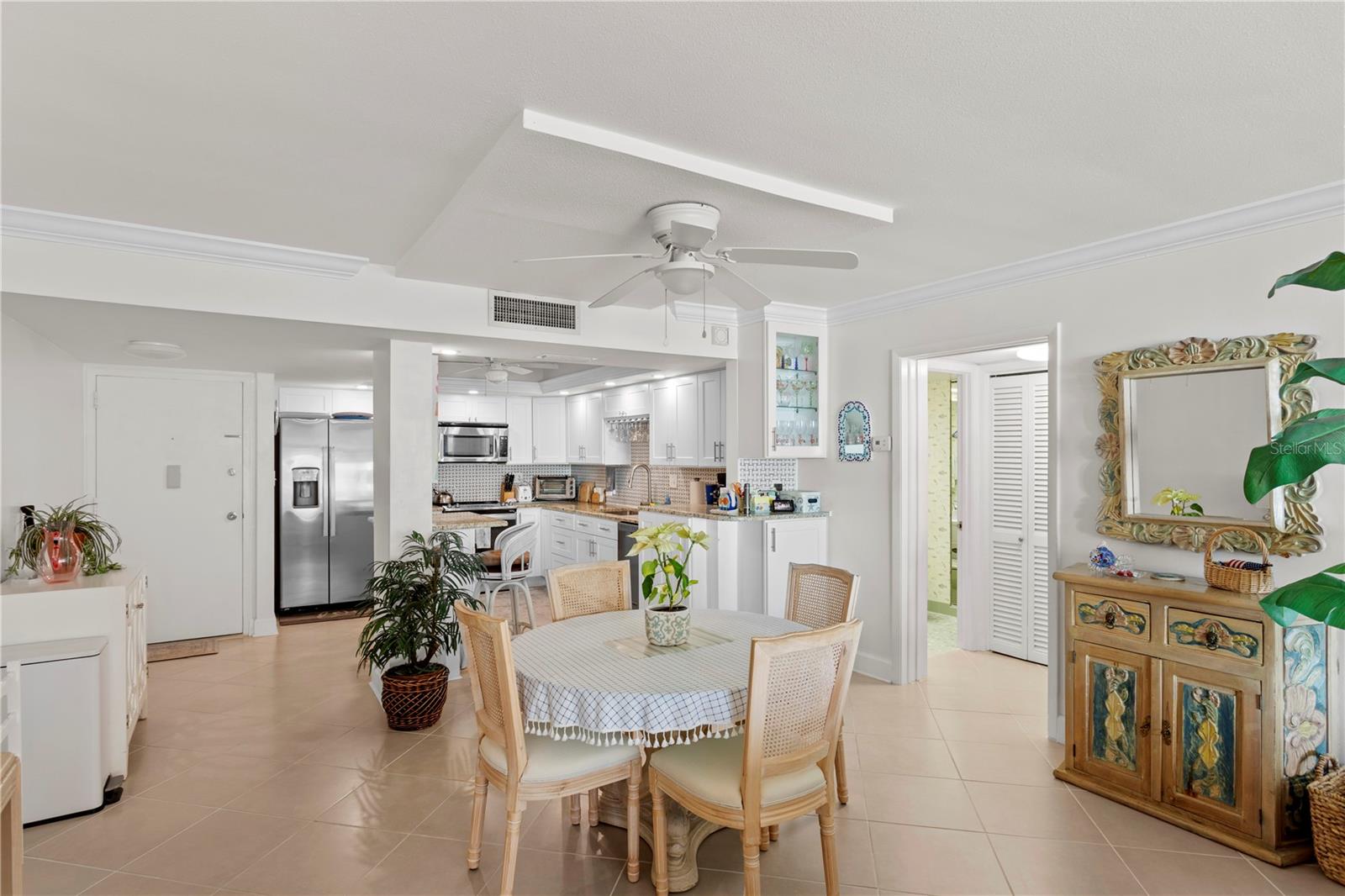 Image 18 of 35 For 17920 Gulf Boulevard 1102