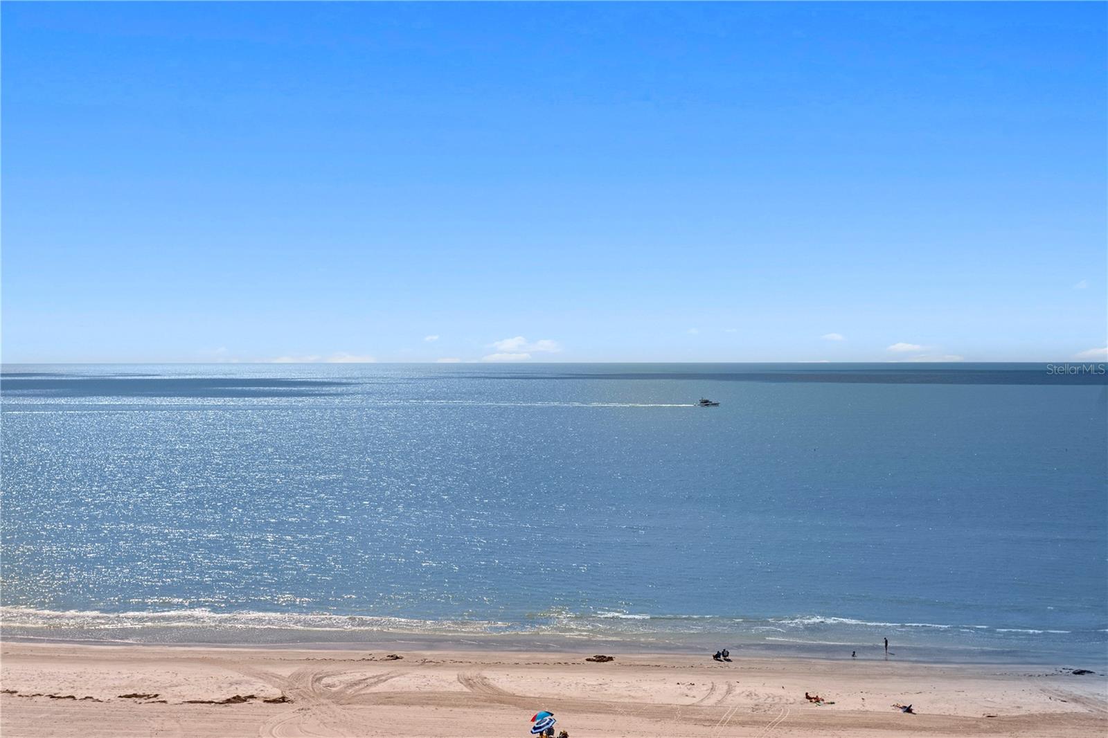 Image 3 of 35 For 17920 Gulf Boulevard 1102