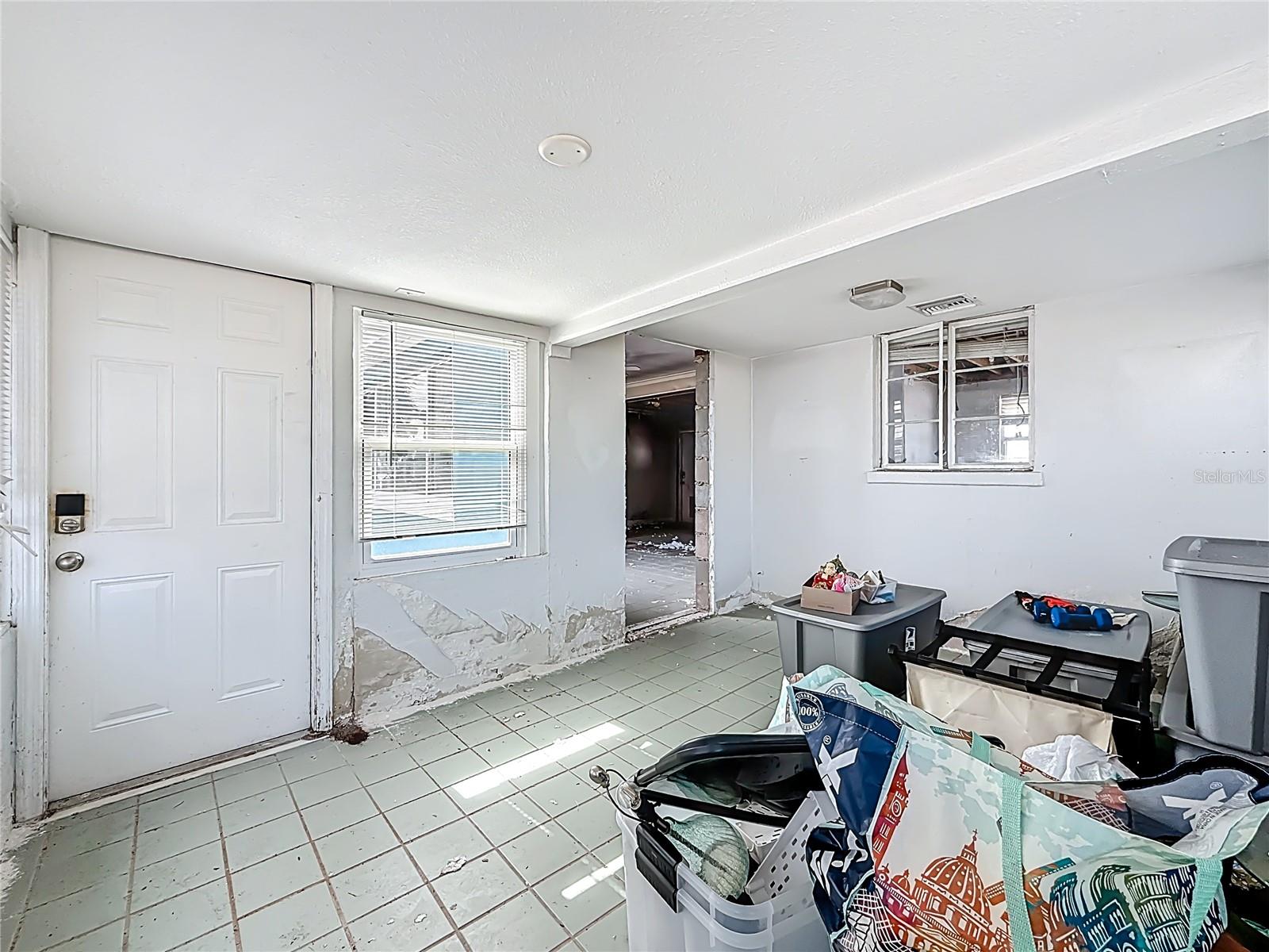 Image 15 of 52 For 18012 4th Street E