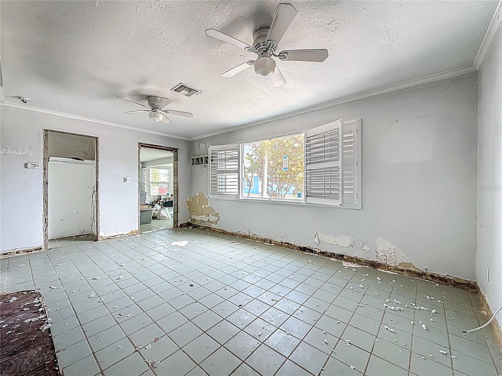 Image 20 of 52 For 18012 4th Street E