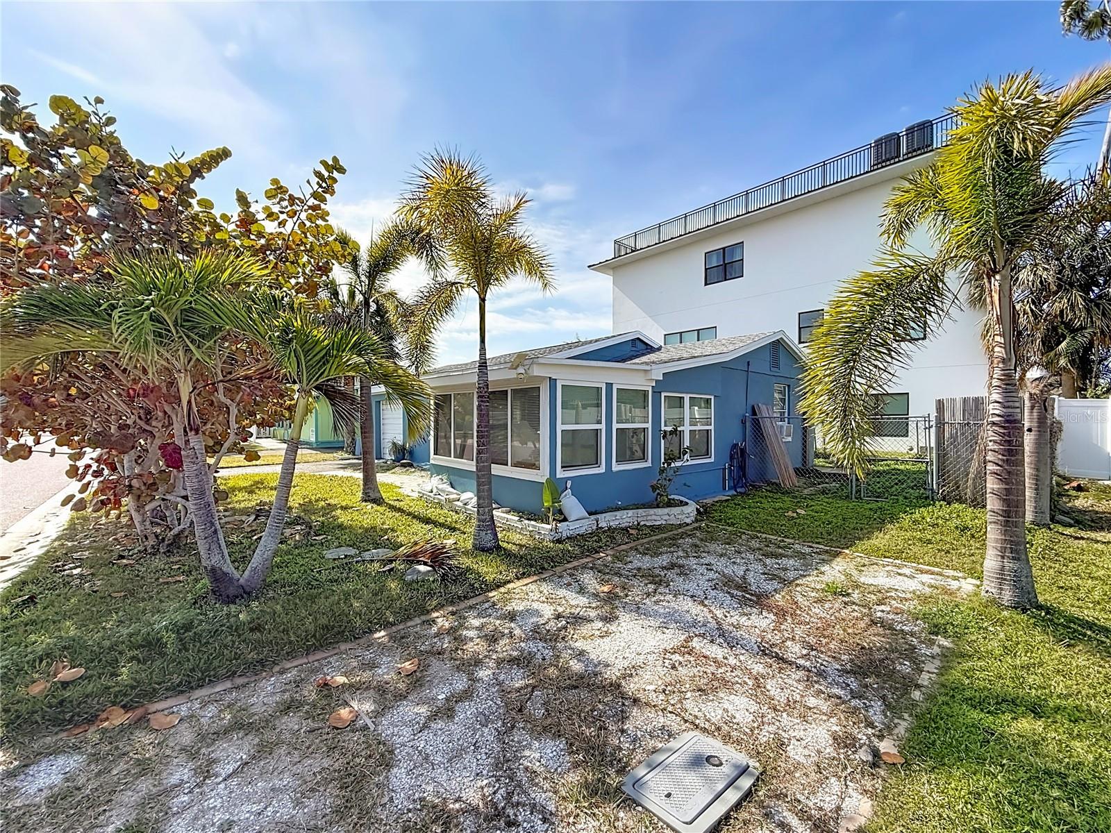 Image 39 of 52 For 18012 4th Street E