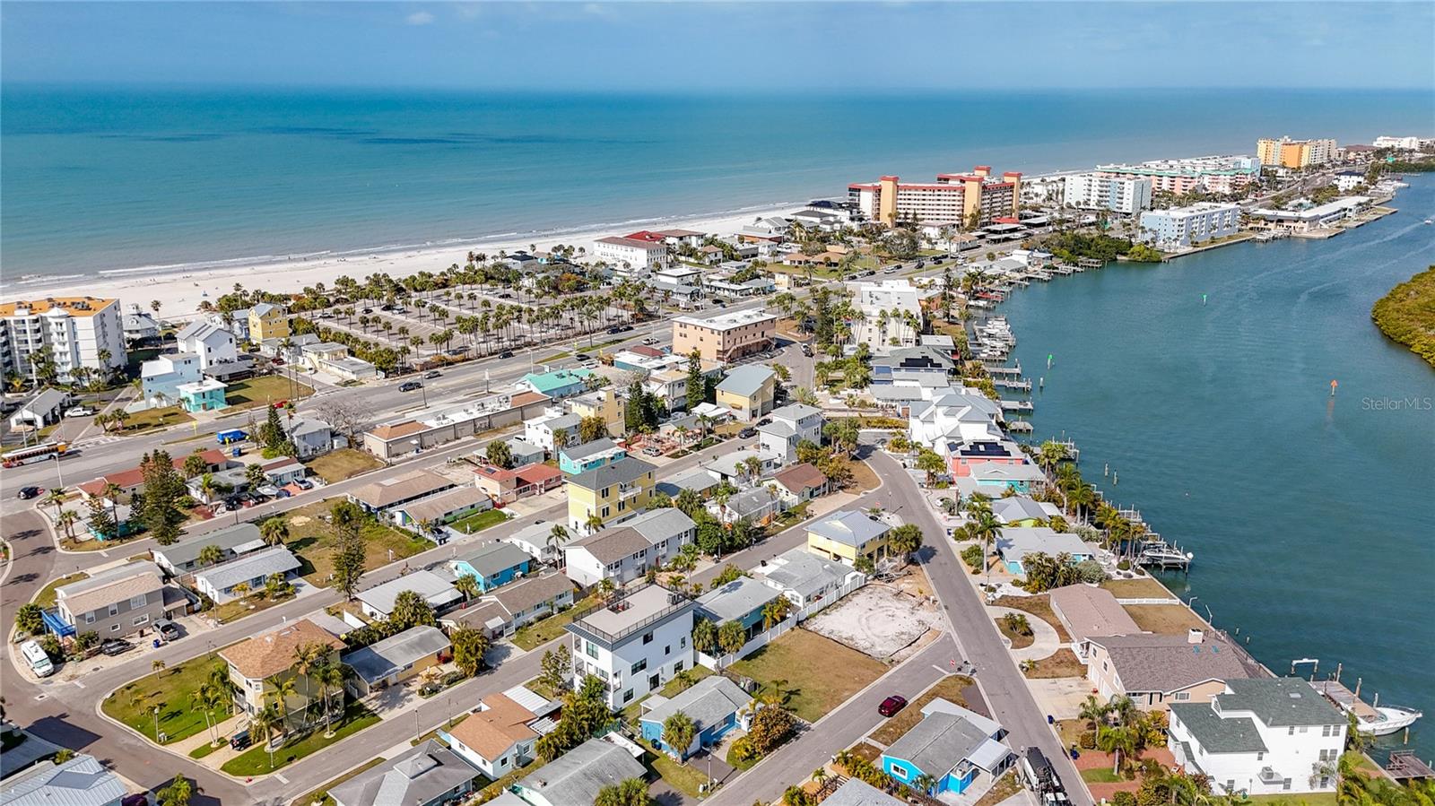 Image 4 of 52 For 18012 4th Street E