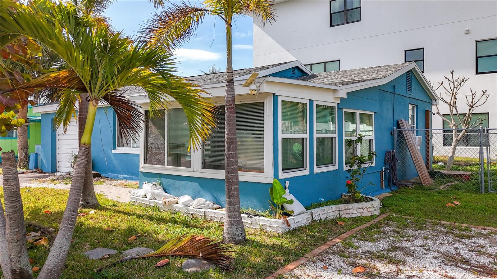 Image 40 of 52 For 18012 4th Street E