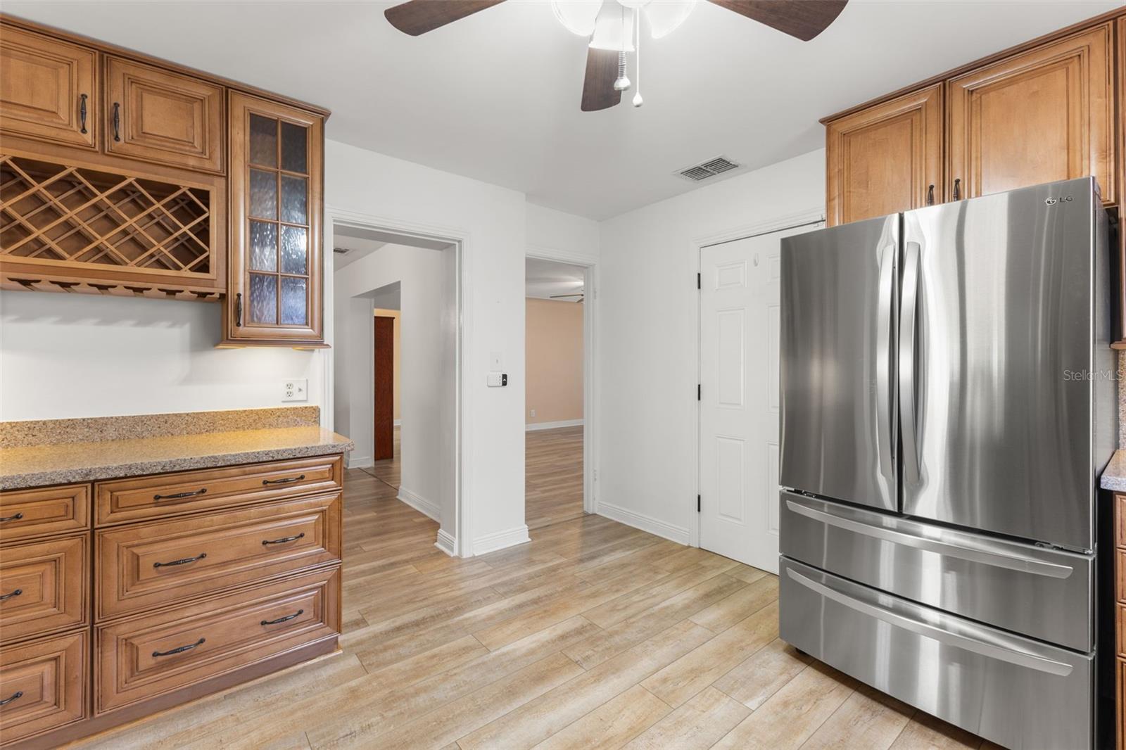 Image 12 of 41 For 811 40th Avenue N