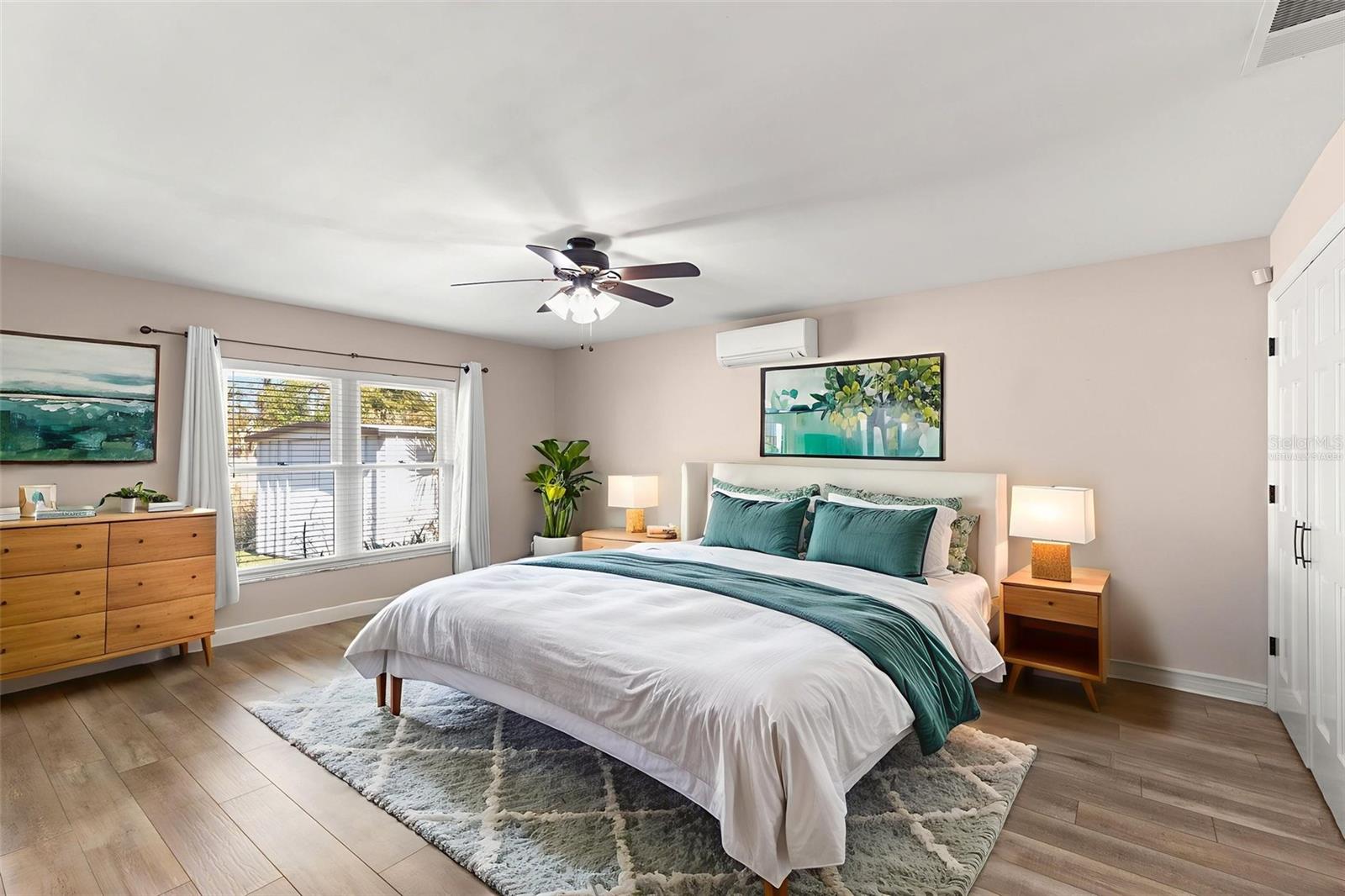 Image 17 of 41 For 811 40th Avenue N