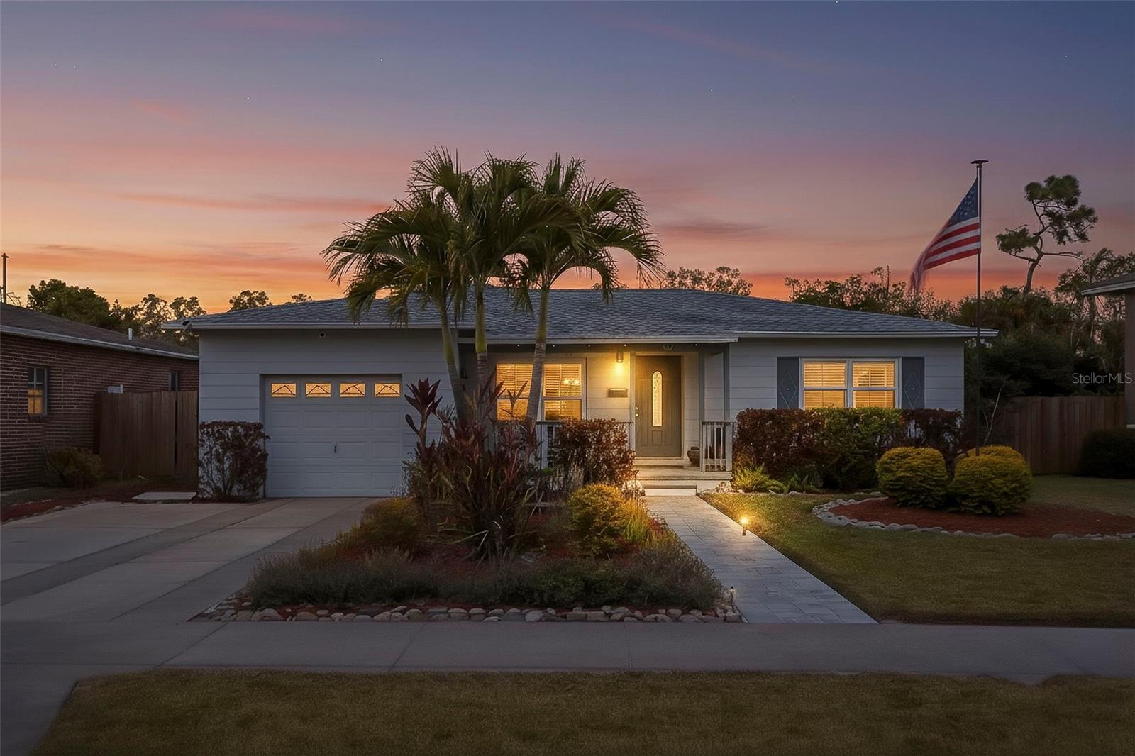 Image 40 of 41 For 811 40th Avenue N