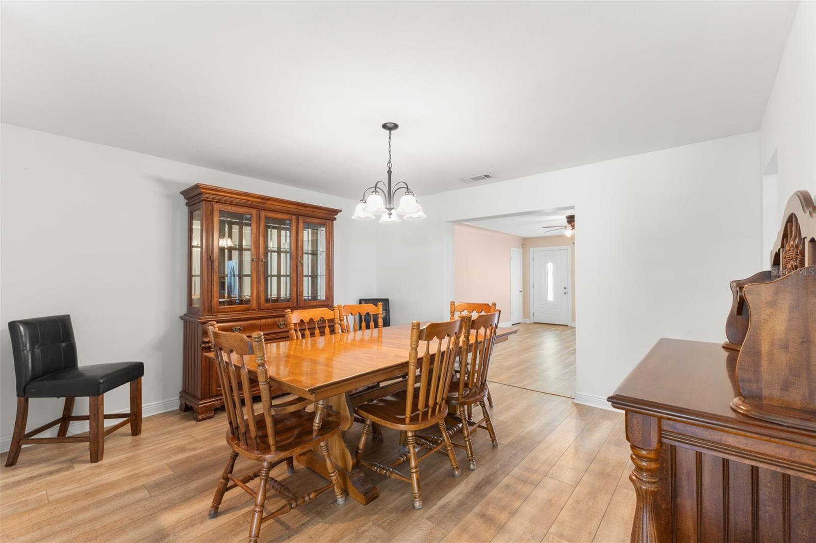 Image 8 of 41 For 811 40th Avenue N