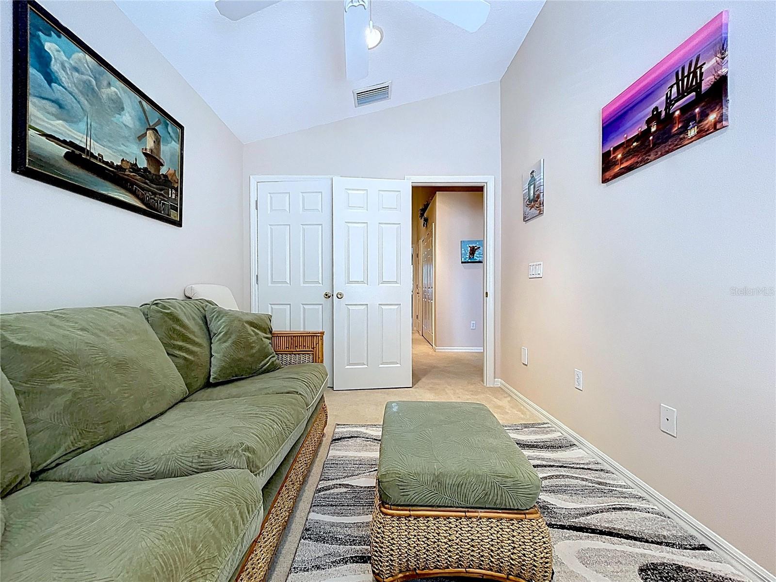 Image 31 of 63 For 11273 Kapok Grand Circle