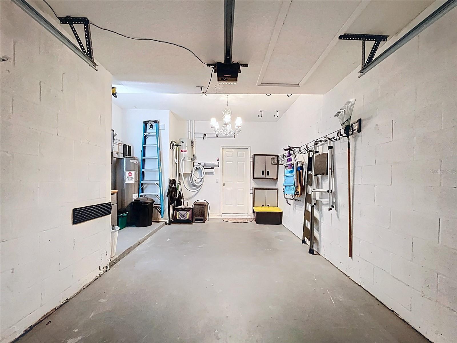 Image 40 of 63 For 11273 Kapok Grand Circle