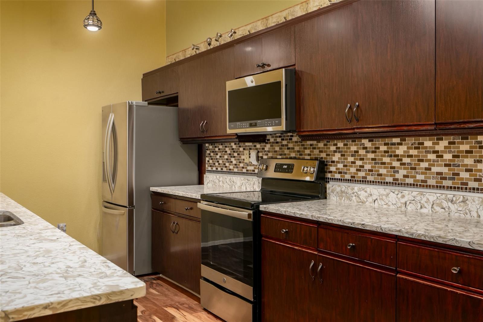 Image 10 of 53 For 6363 93rd Terrace N 4507