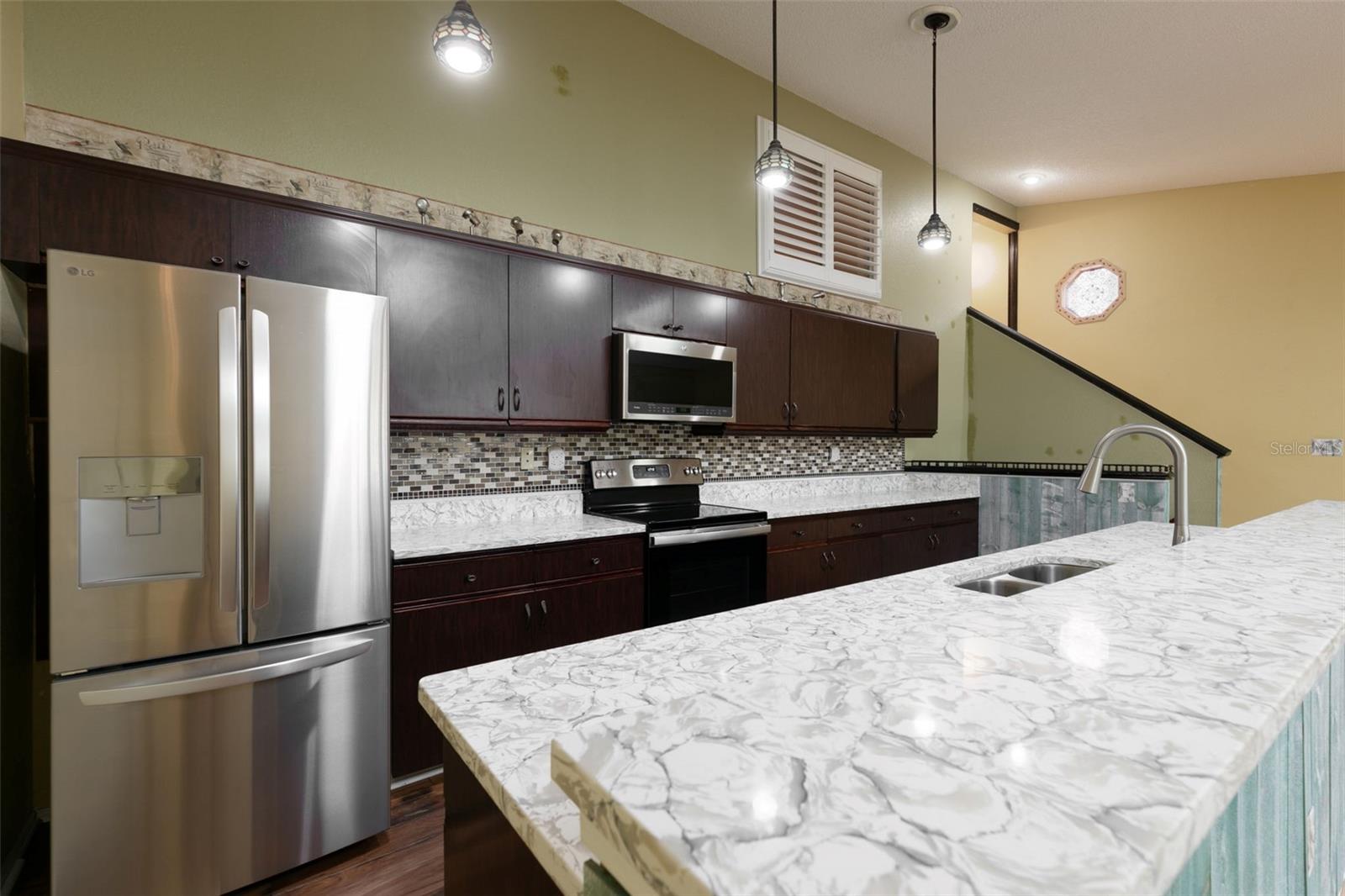 Image 13 of 53 For 6363 93rd Terrace N 4507