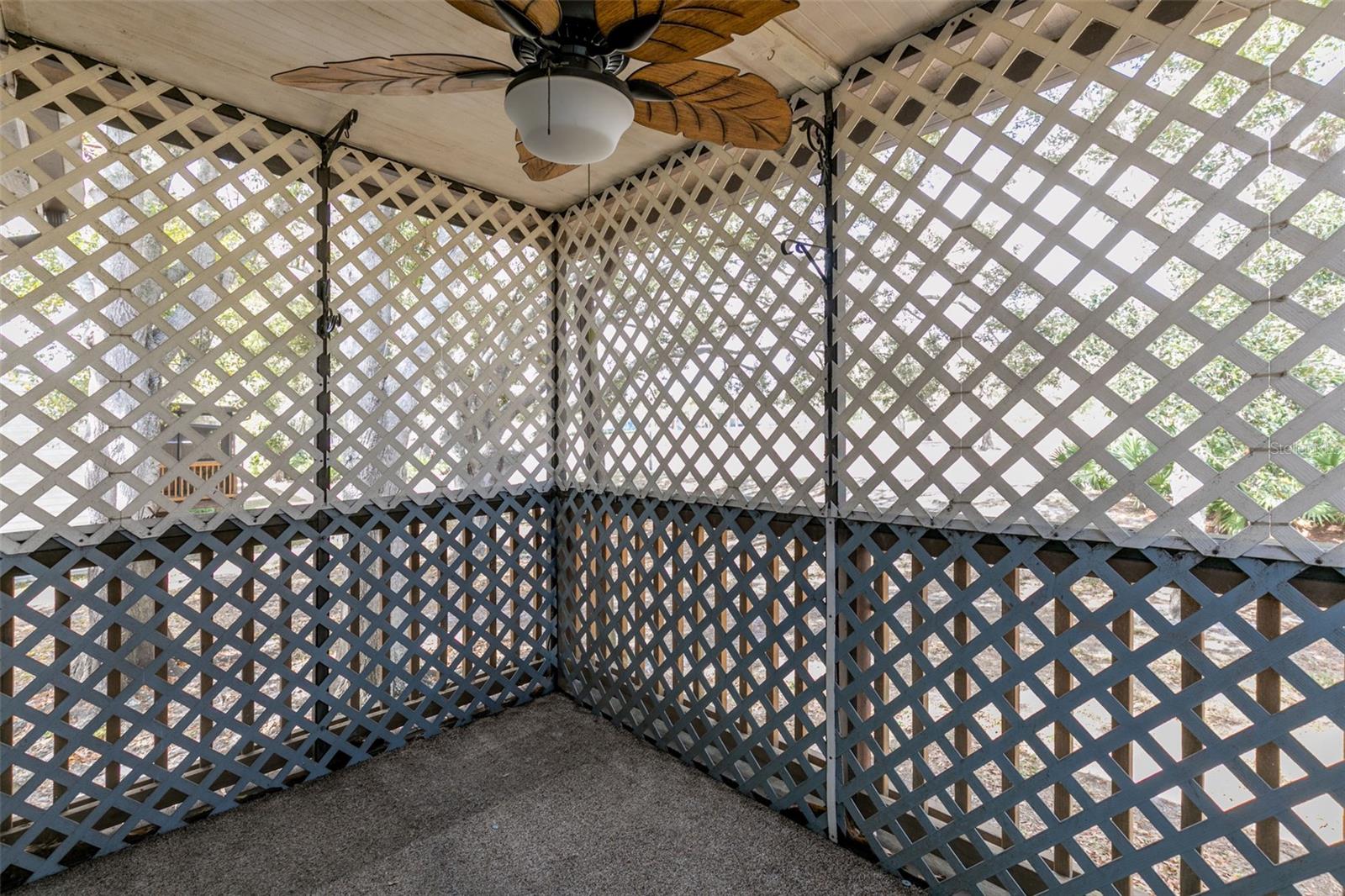 Image 16 of 53 For 6363 93rd Terrace N 4507