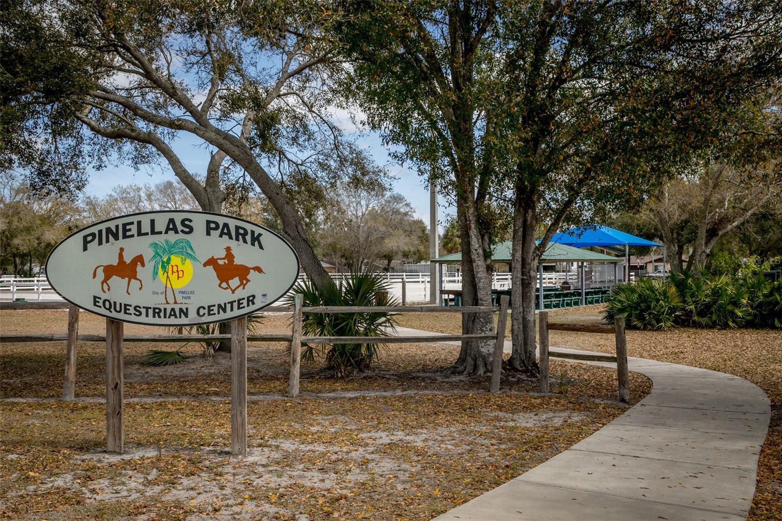 Image 42 of 53 For 6363 93rd Terrace N 4507