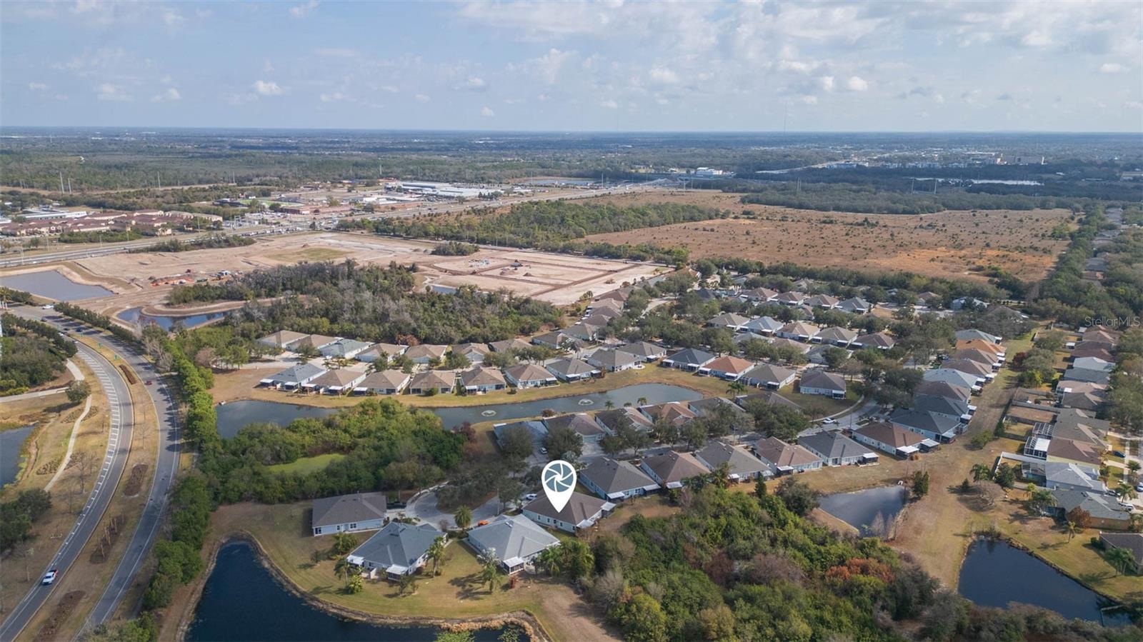 Listing photo id 43 for 7409 Surrey Wood Lane