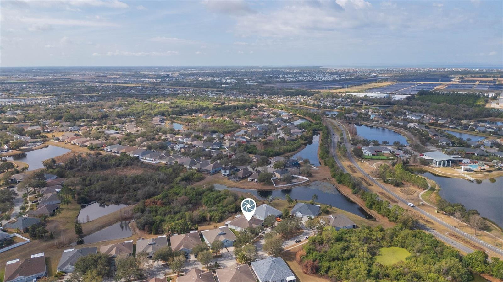 Listing photo id 47 for 7409 Surrey Wood Lane