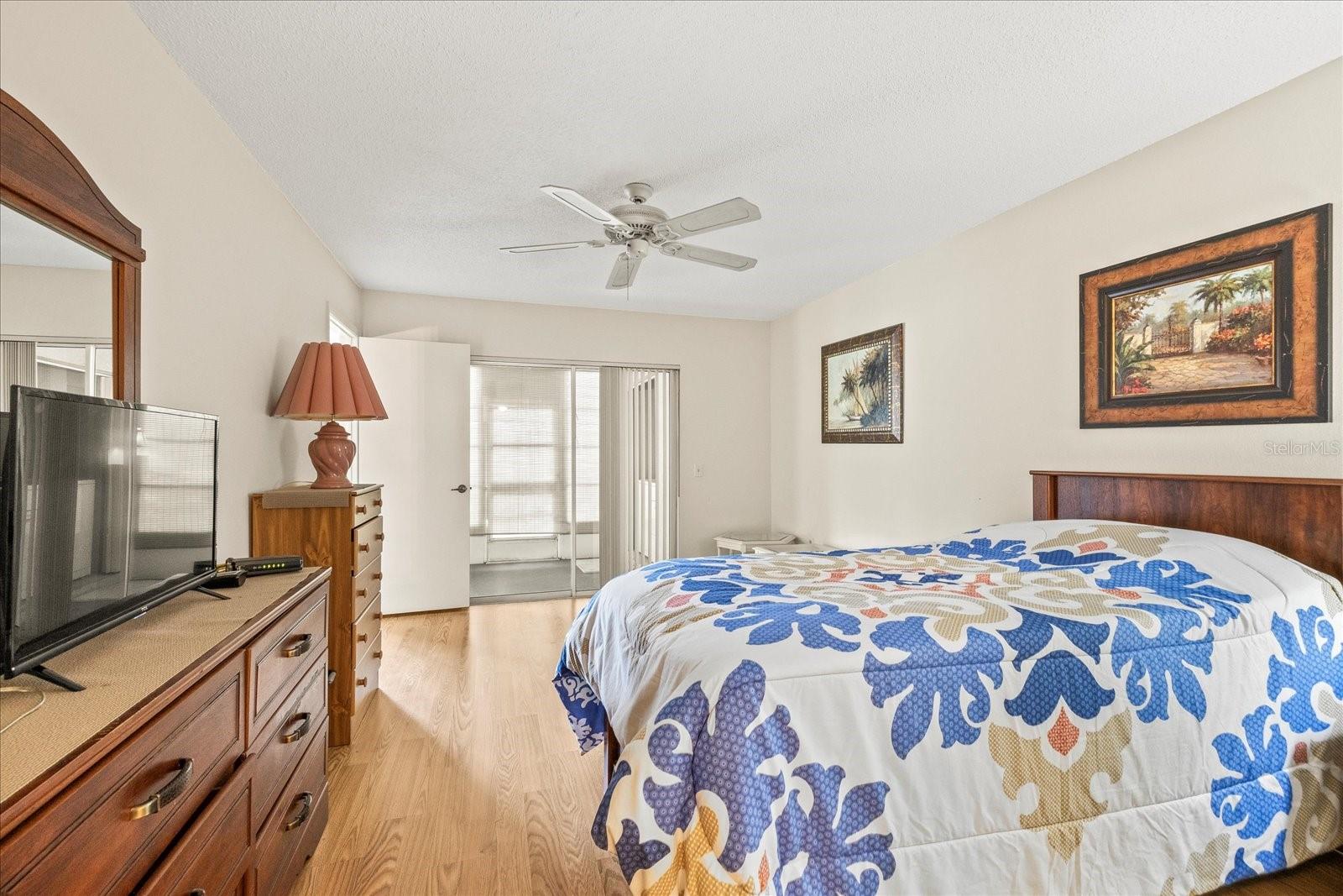 Image 18 of 27 For 12141 Spartan Way  102